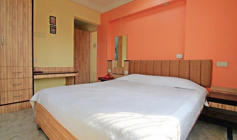 Oyo 2871 Hotel Ratnakar Inn Kalkutta Kültér fotó