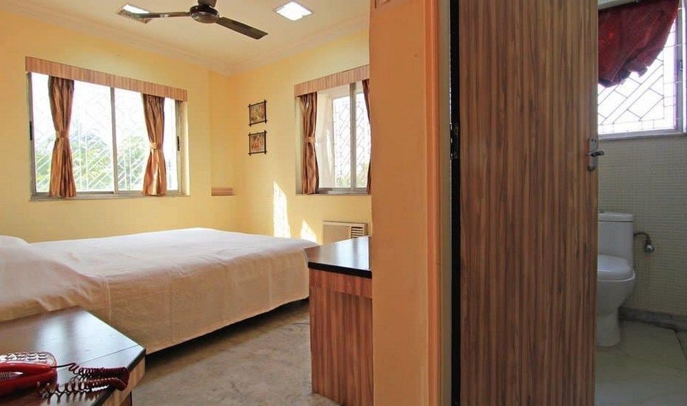 Oyo 2871 Hotel Ratnakar Inn Kalkutta Kültér fotó