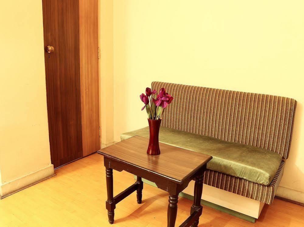Oyo 2871 Hotel Ratnakar Inn Kalkutta Kültér fotó