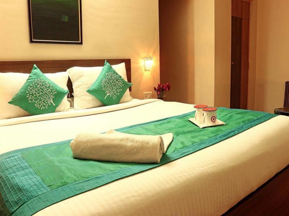 Oyo 2871 Hotel Ratnakar Inn Kalkutta Kültér fotó