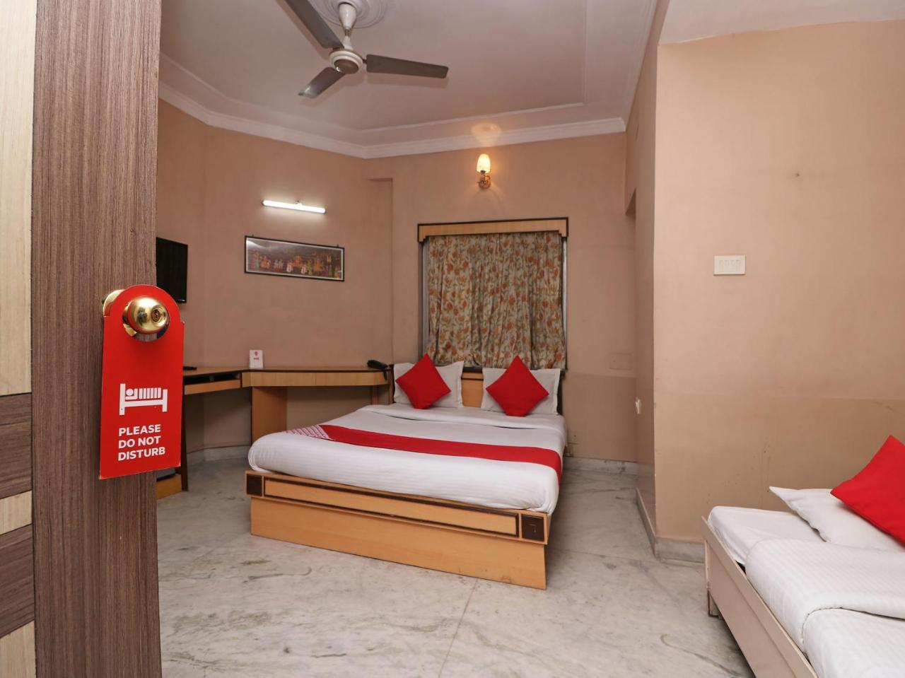 Oyo 2871 Hotel Ratnakar Inn Kalkutta Kültér fotó
