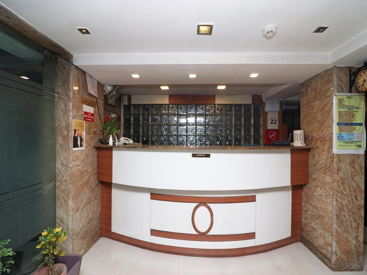 Oyo 2871 Hotel Ratnakar Inn Kalkutta Kültér fotó